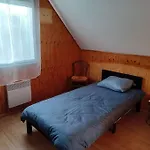 Chalet La Maison Bleu Du De Celine Giffaumont-Champaubert