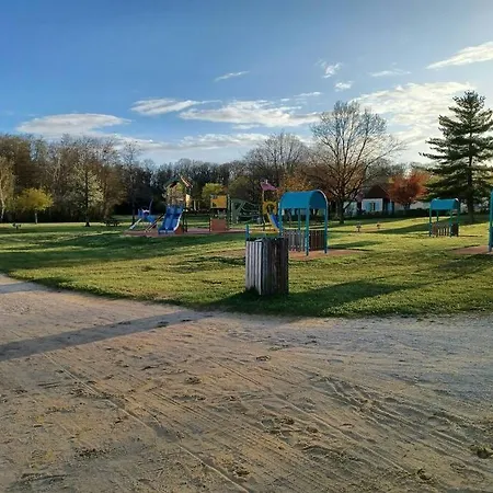 La Maison Bleu Du De Céline Giffaumont-Champaubert